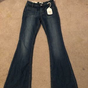 boot cut jeans